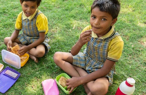 feeding with cleft